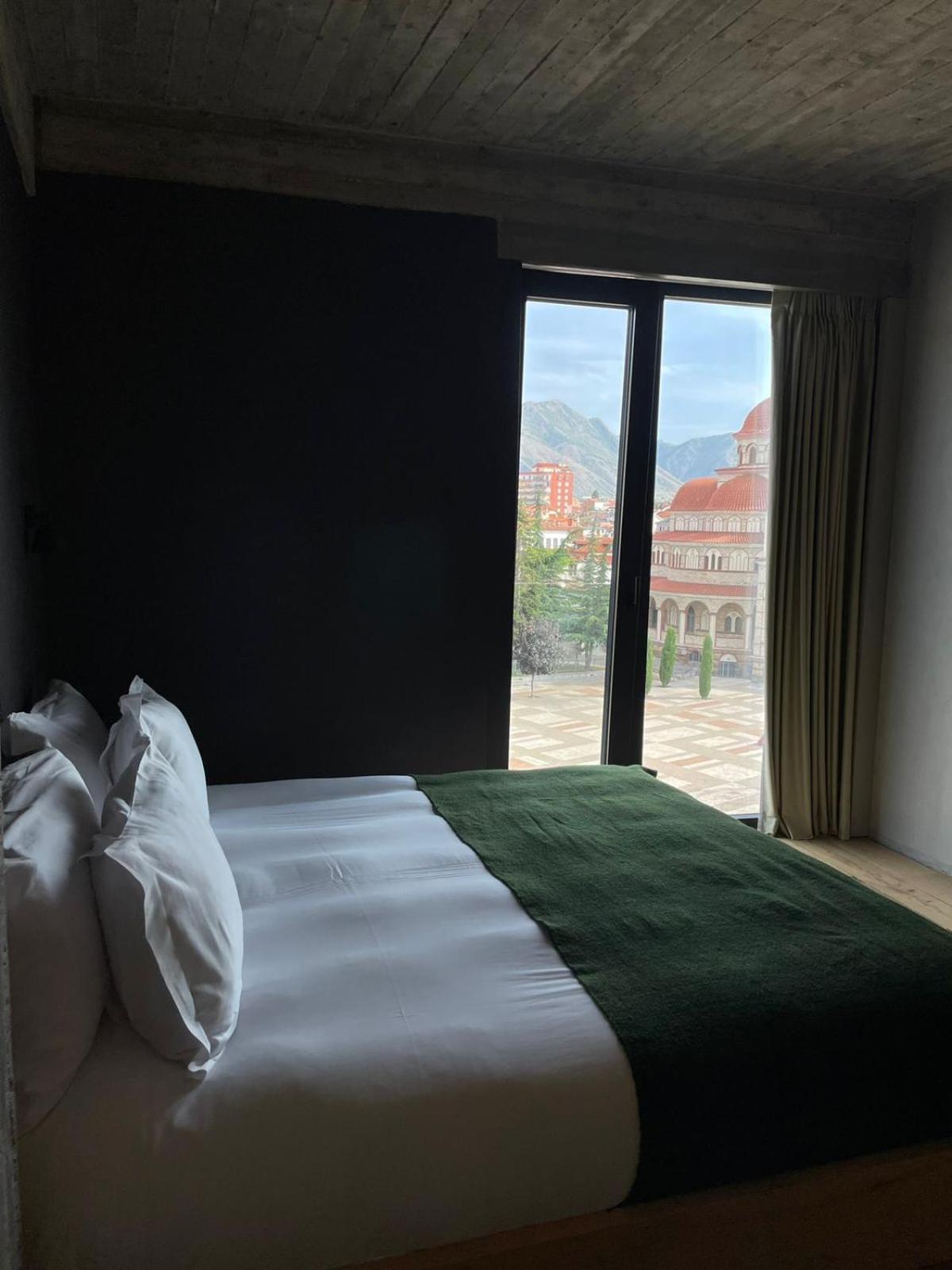 In Gallery Hotel & Spa Korce Exterior foto